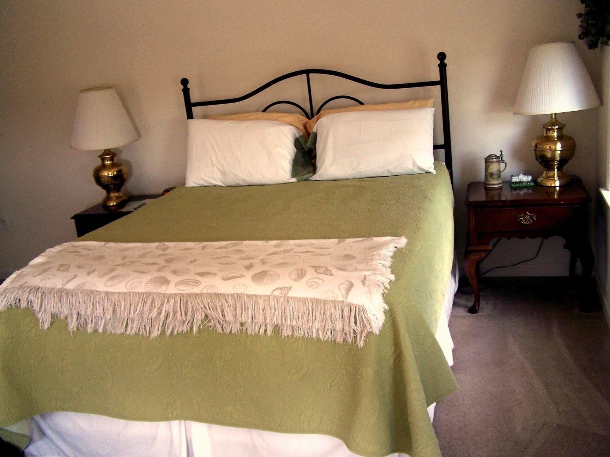The Baywood Bed & Breakfast Cape Charles Exterior photo